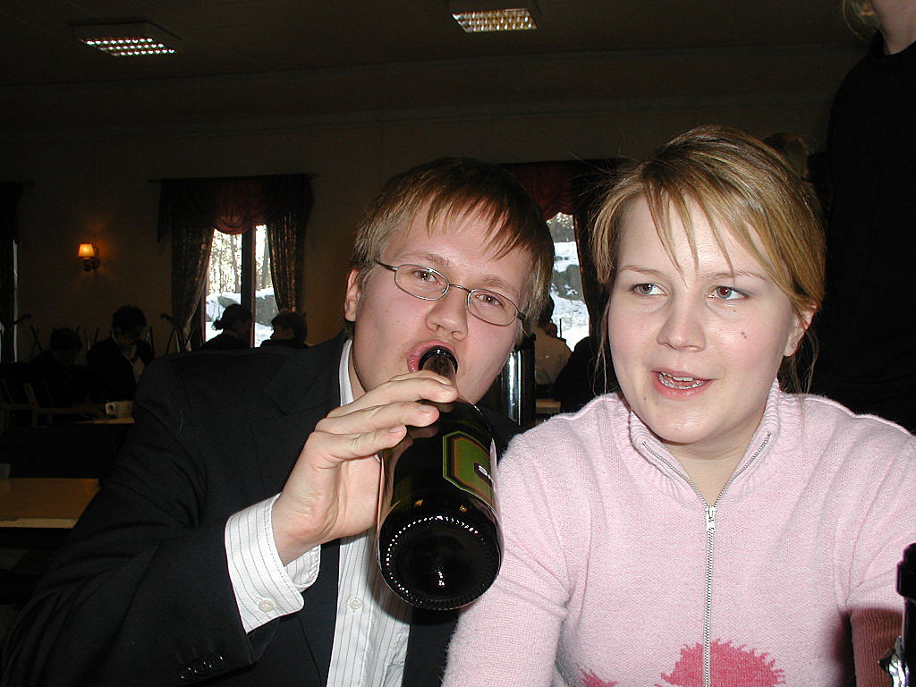 Olli and thirst for champagne