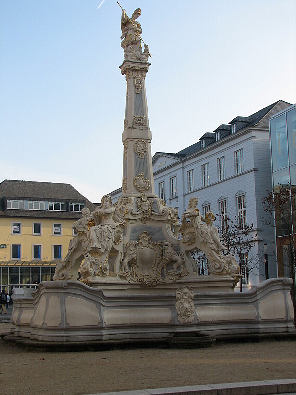 Monument at Trier centre