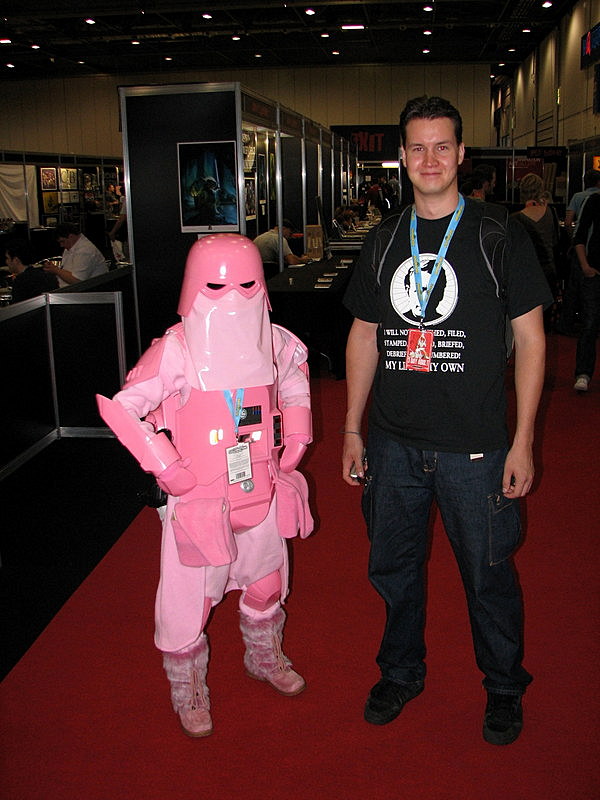 Sakke and pink trooper
