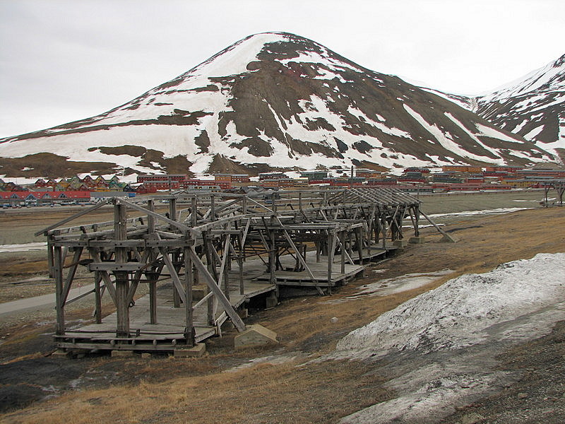 Old coal transport system at Longyearbyen