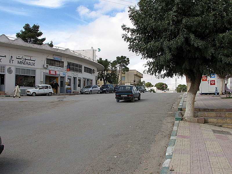 Midelt street